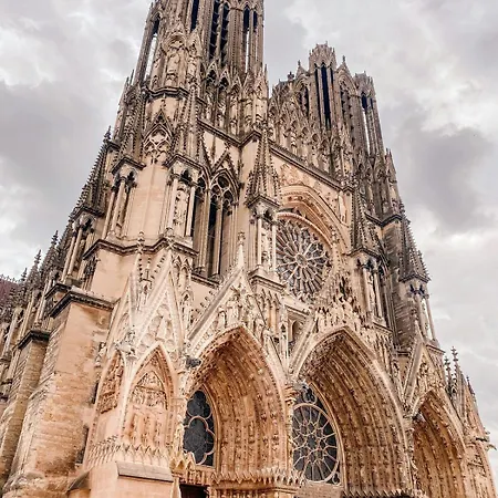 Chill Et Calme A Ideal Couples Et Professionnels Appartamento Reims