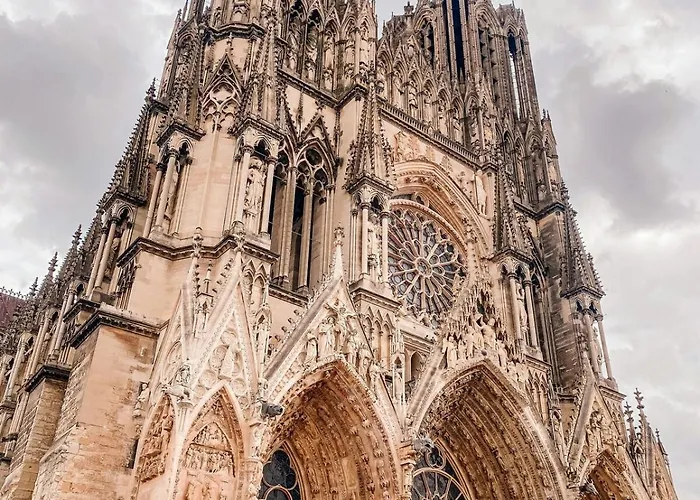 Chill Et Calme A Ideal Couples Et Professionnels Apartment Reims